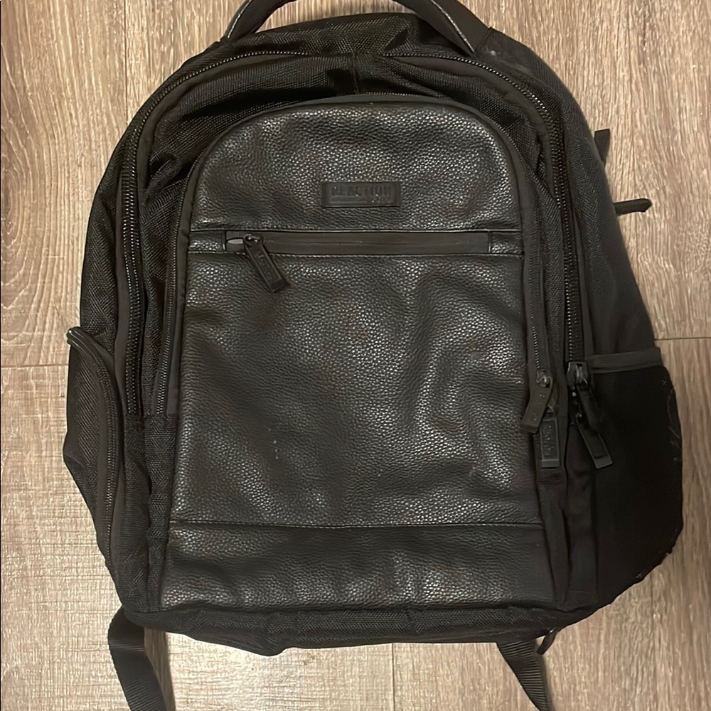 Kenneth Cole Reaction Black Leather Backpack